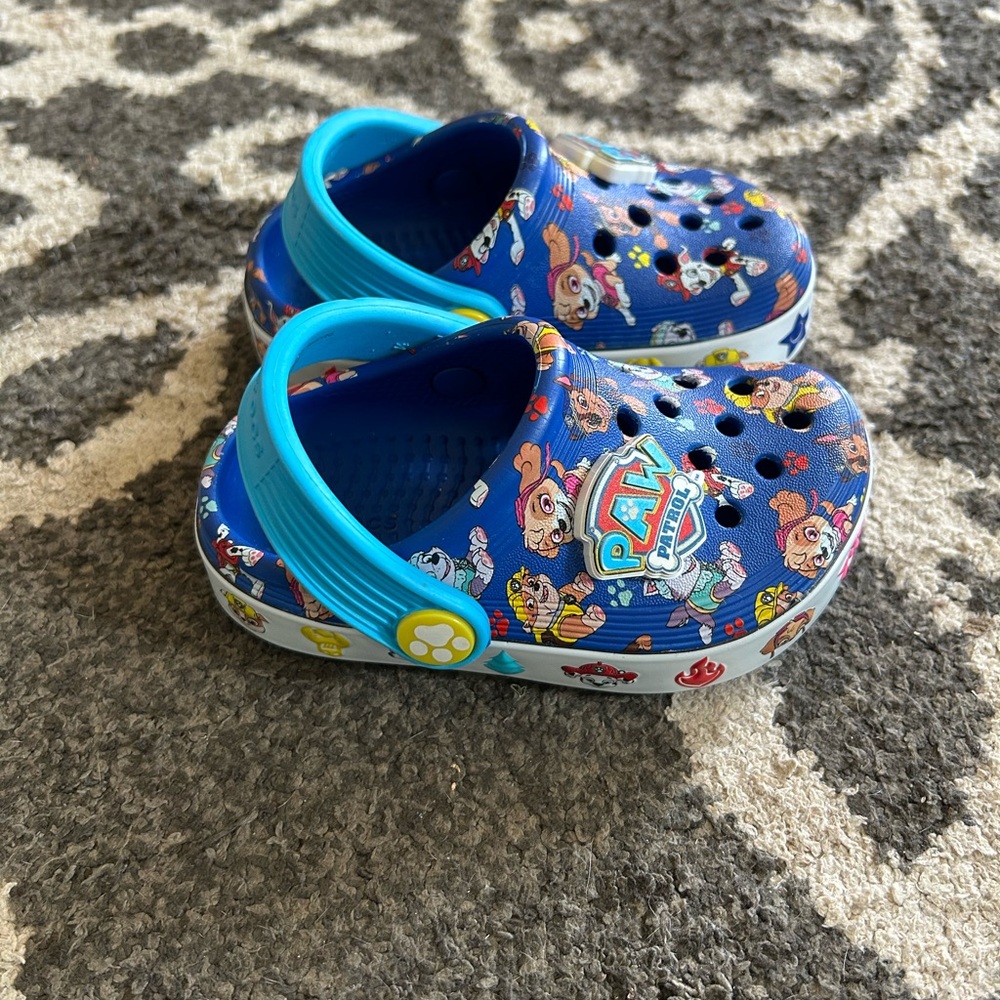 Paw Patrol Kids Crocs - Blue - Picture 2 of 6